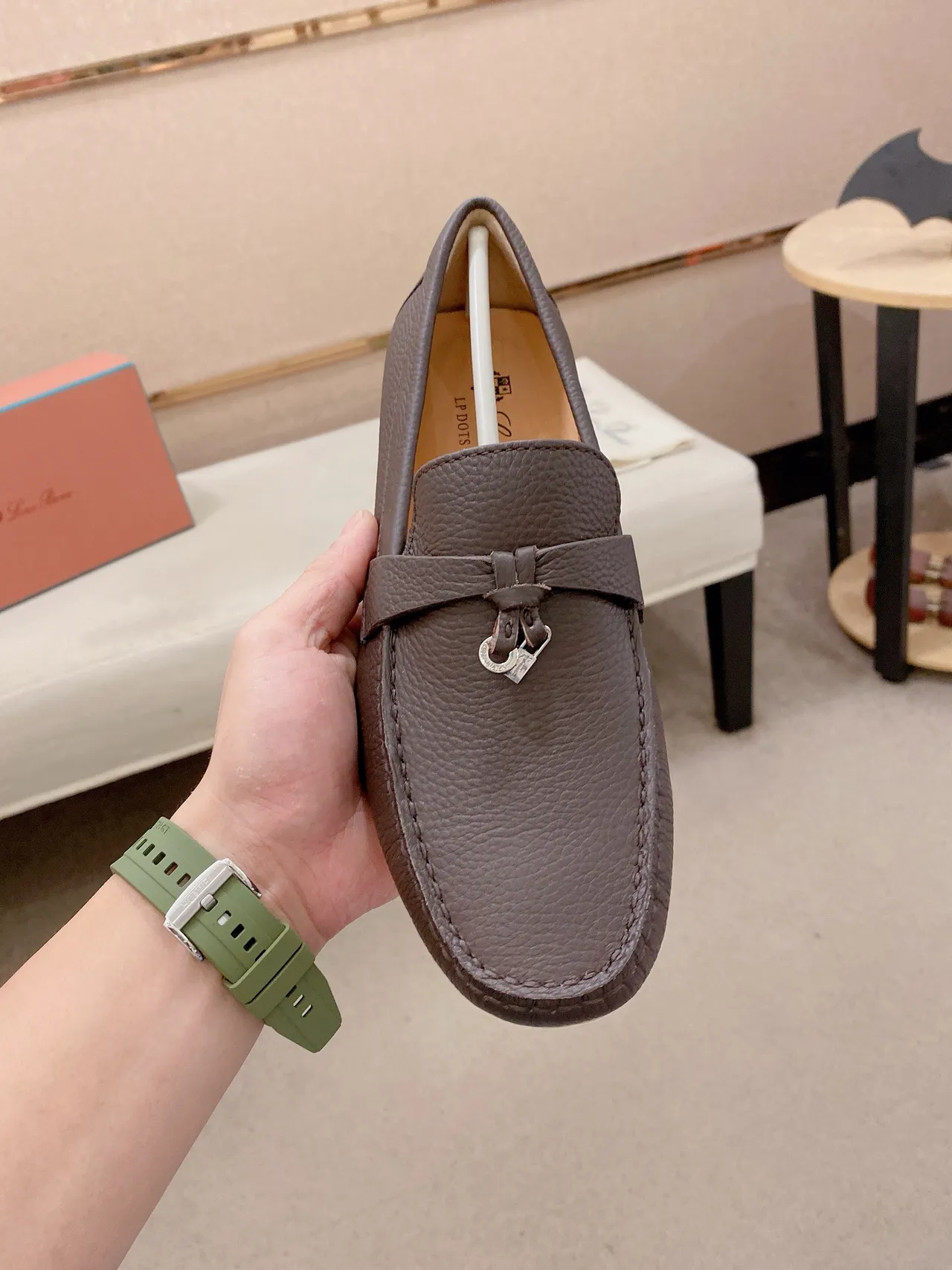 Hermès Oran Marron Blanc Cuir grainé Moccasin Couture Loafer 2