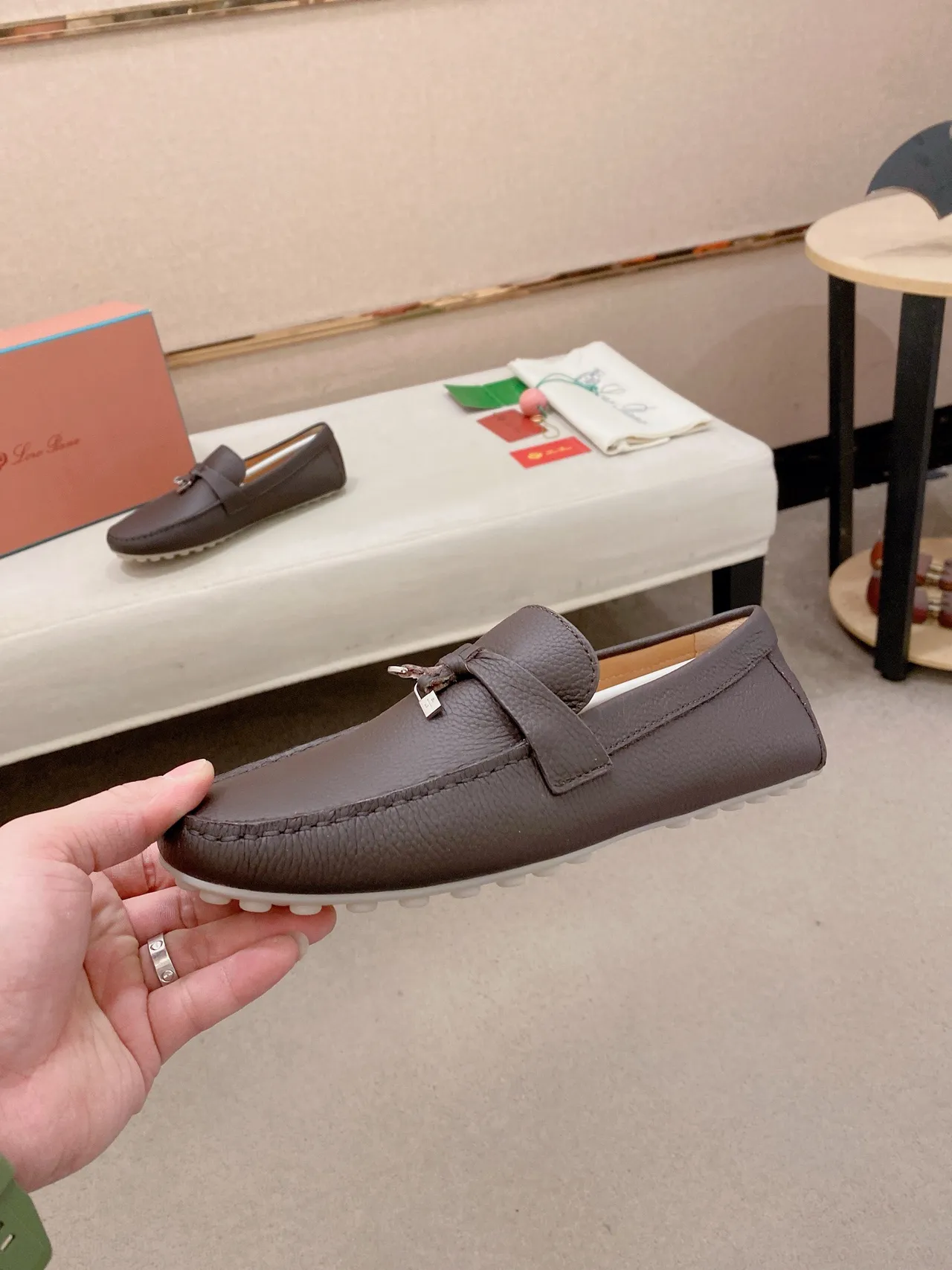 Hermès Oran Marron Blanc Cuir grainé Moccasin Couture Loafer 3