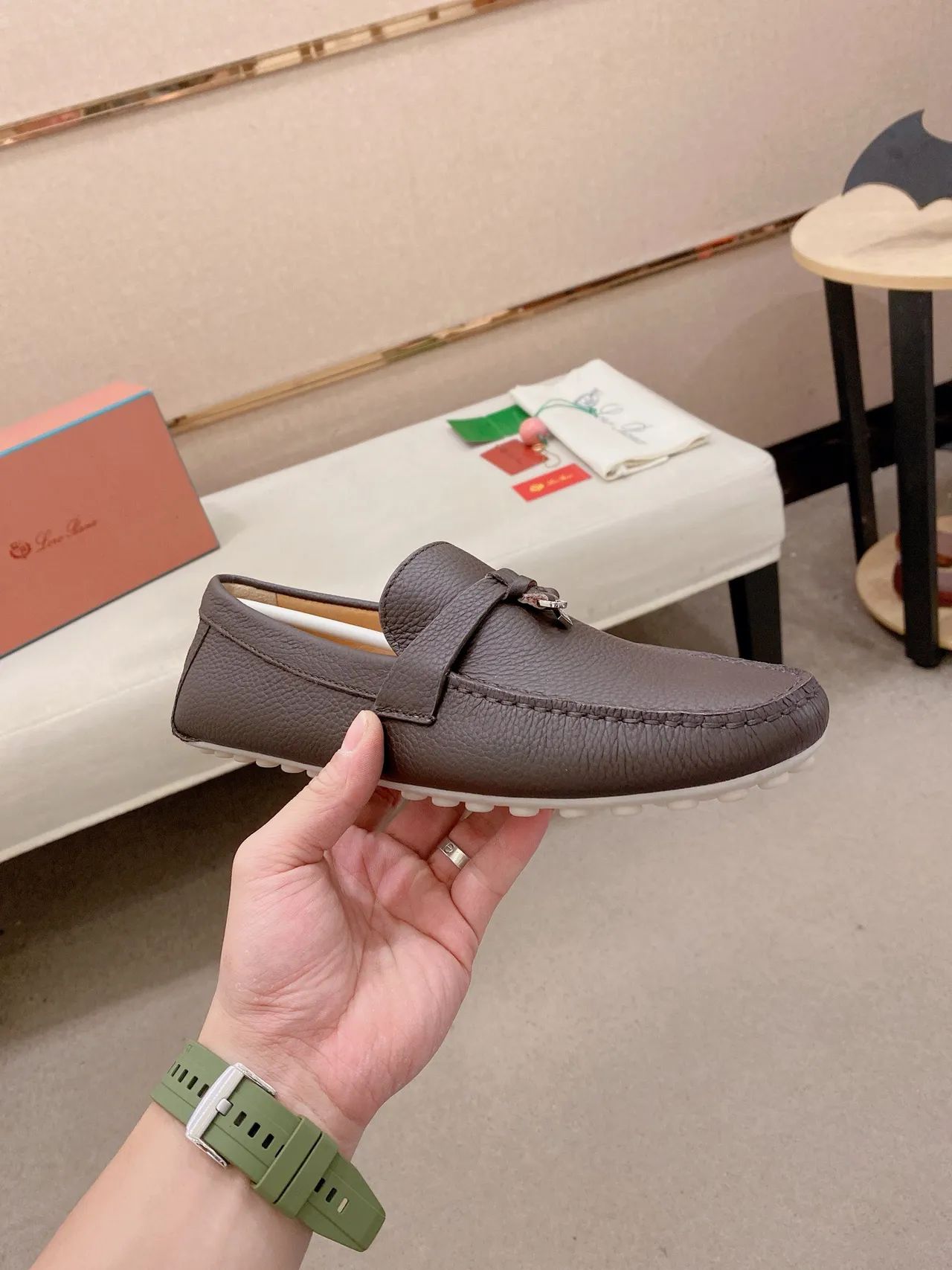 Hermès Oran Marron Blanc Cuir grainé Moccasin Couture Loafer 4