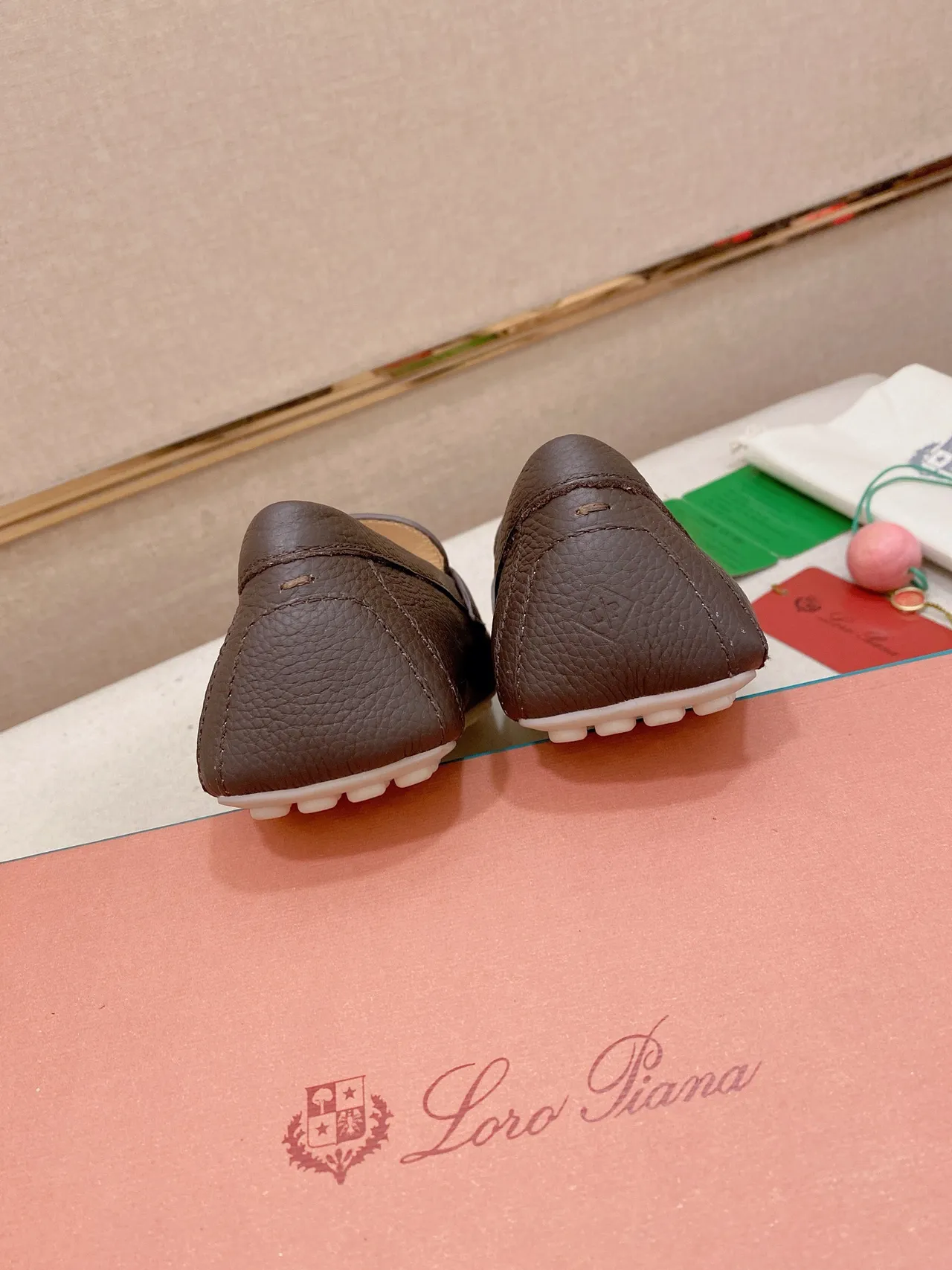 Hermès Oran Marron Blanc Cuir grainé Moccasin Couture Loafer 8