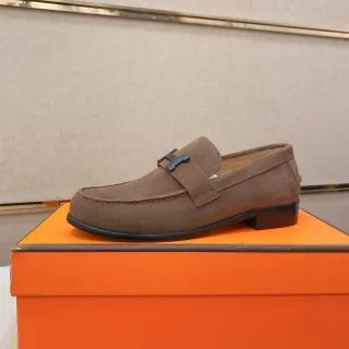 Hermès Oran Mocassins Marrom Camurça H-Buckle