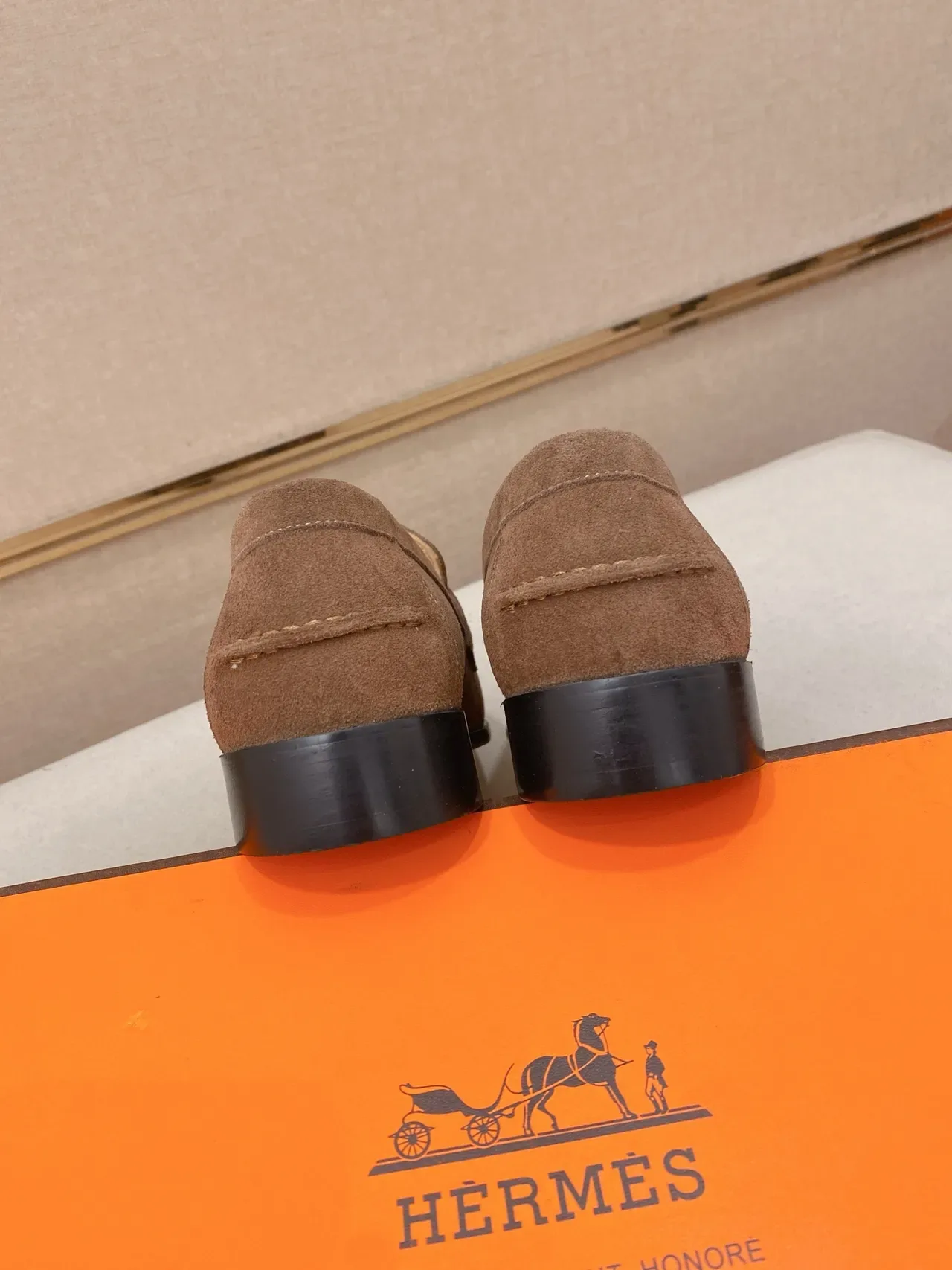 Hermès Oran Mocassins Marrom Camurça H-Buckle 3