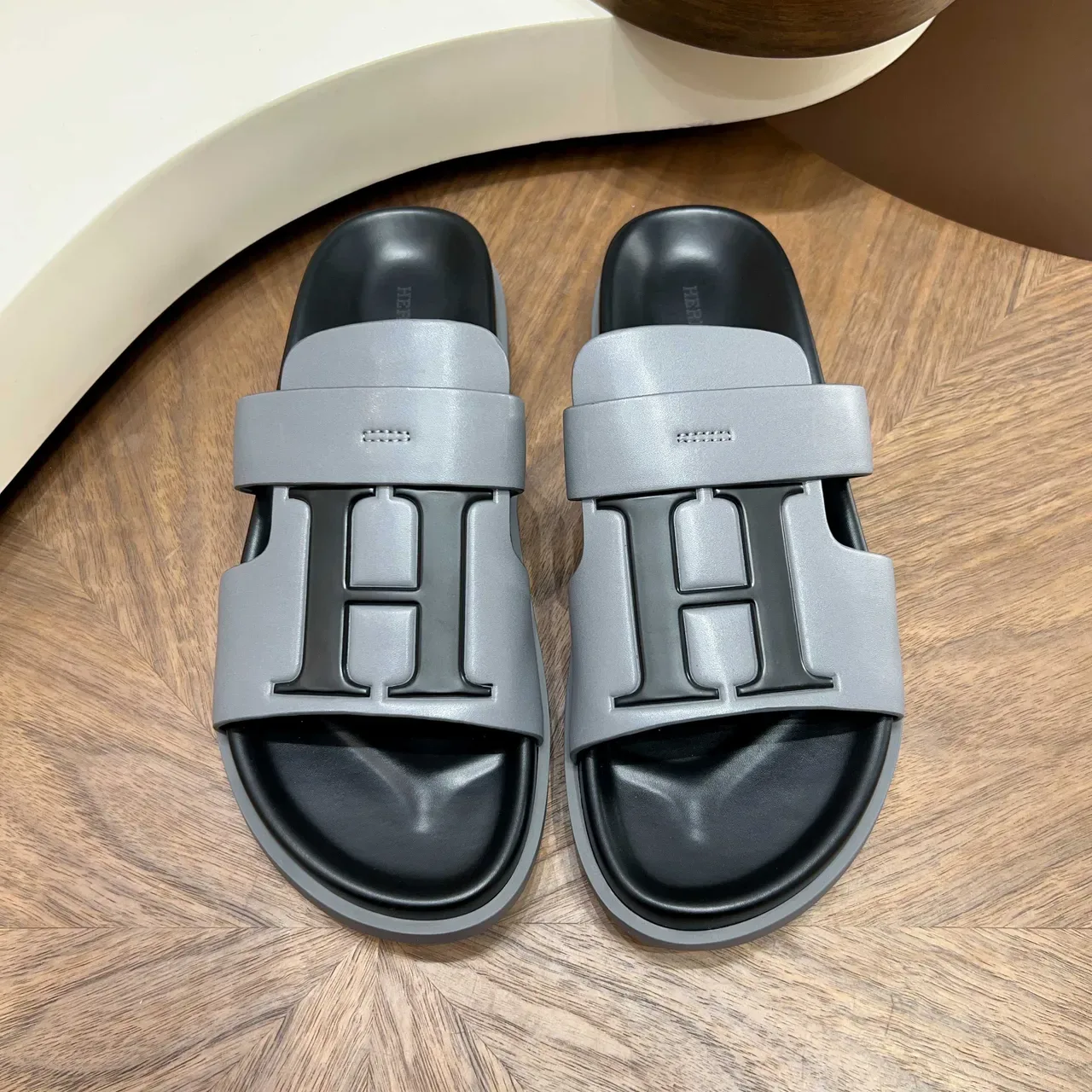Hermès Oran Slide White and Black Slippers 3