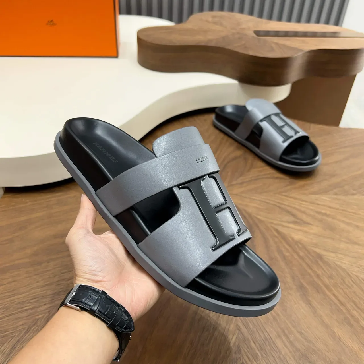 Hermès Oran Slide White and Black Slippers 7