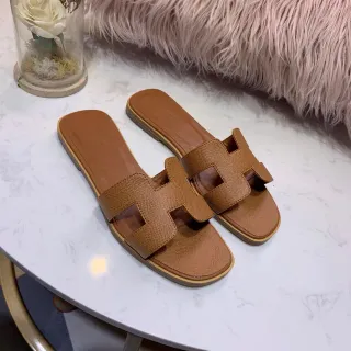 Hermès Oran Tan Textured Leather H-Strap Flat Slippers
