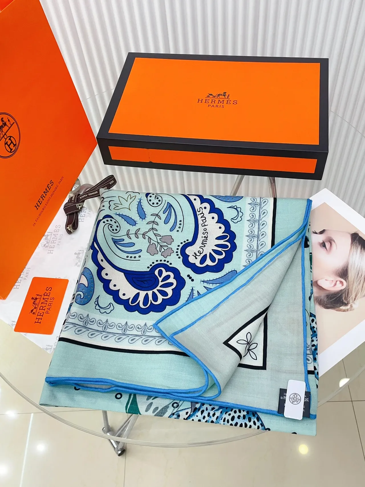 Hermès Printed Abstract Motif Mint Green Silk Scarf 5