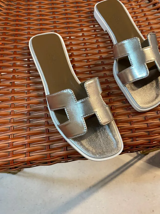 Hermès Silver Beige Metallic H-Strap Square Toe Slippers 2