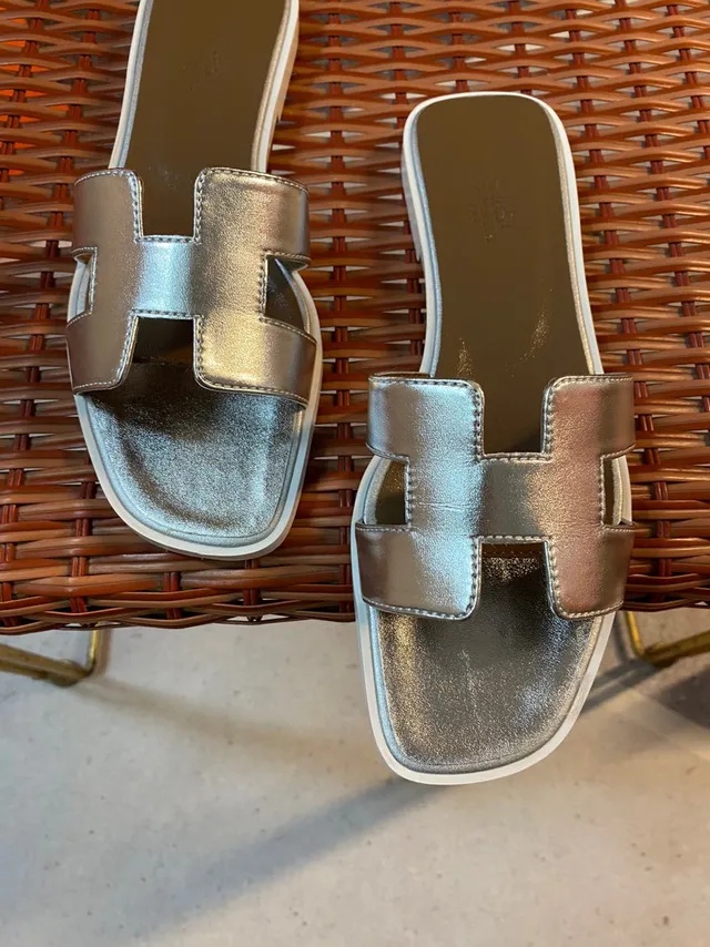 Hermès Silver Beige Metallic H-Strap Square Toe Slippers 3