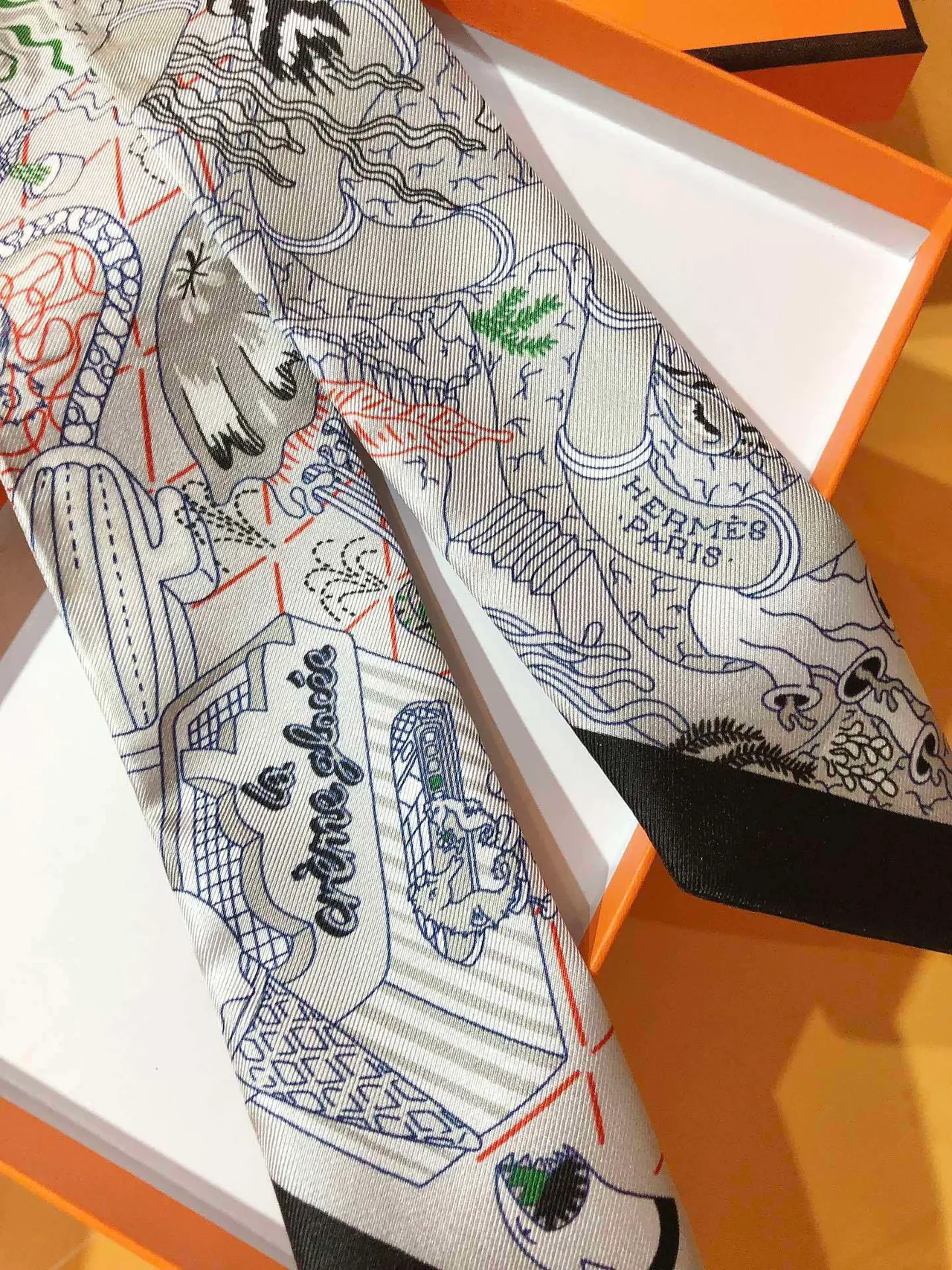 Hermès White Black Printed Line-Art Motif Rolled Border Silk Scarf 8