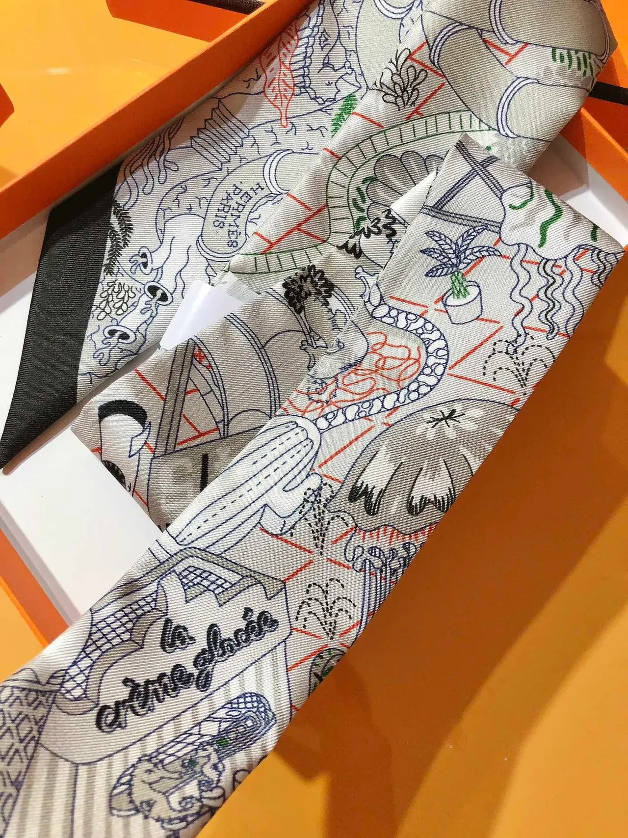 Hermès White Black Printed Line-Art Motif Rolled Border Silk Scarf 9