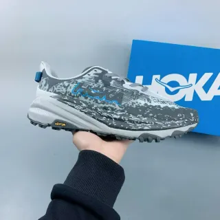 Hoka Speedgoat डिजिटल कैमो ग्रे ब्लू ट्रेल रनिंग जूते