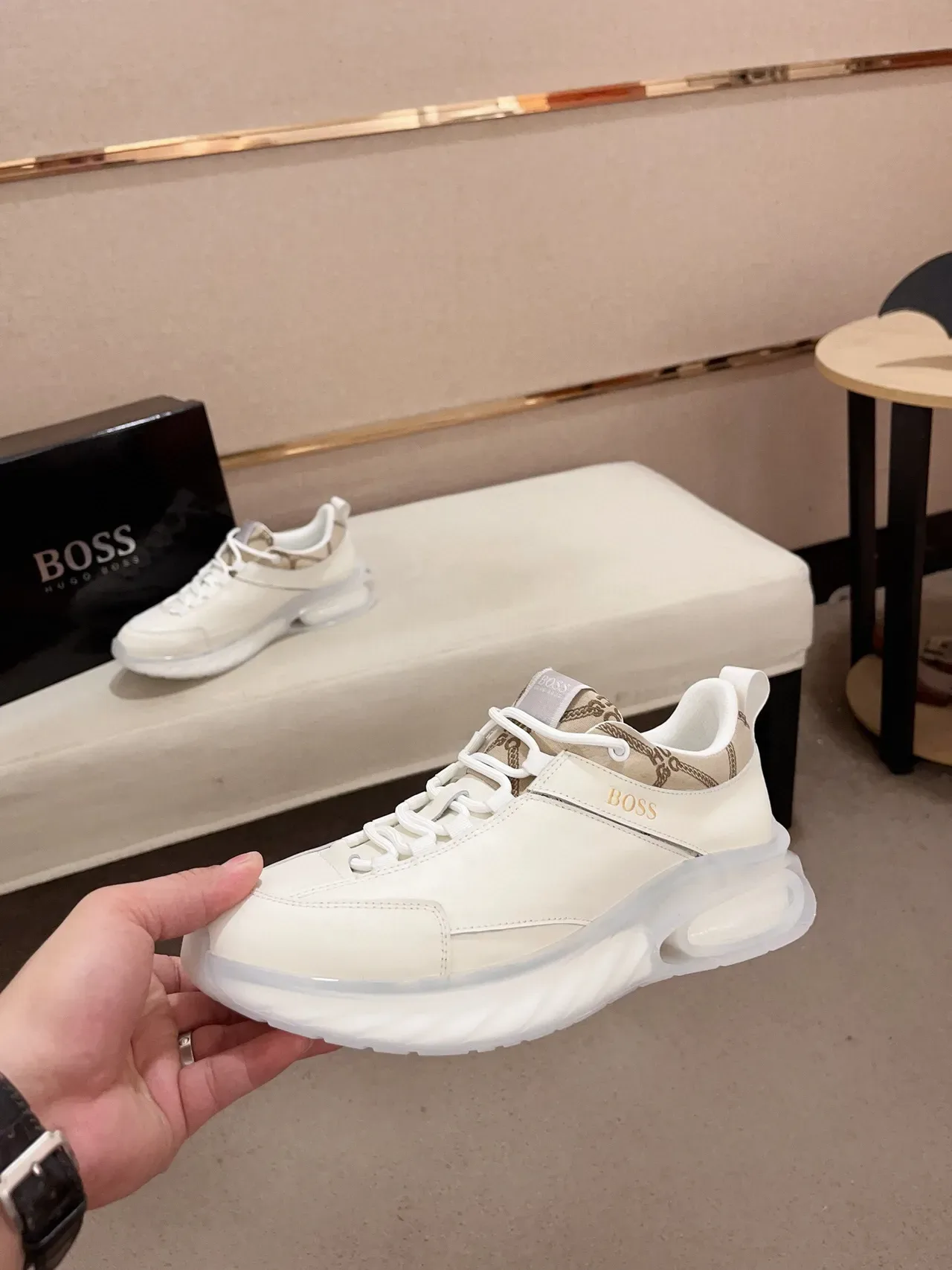 Hugo Boss Beige Blanc Sculpté Transparent Médiasole Pané Supérieur Sneakers Lifestyle 3