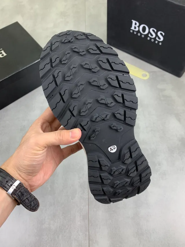 Hugo Boss Tênis chunky de malha e couro cinza 2
