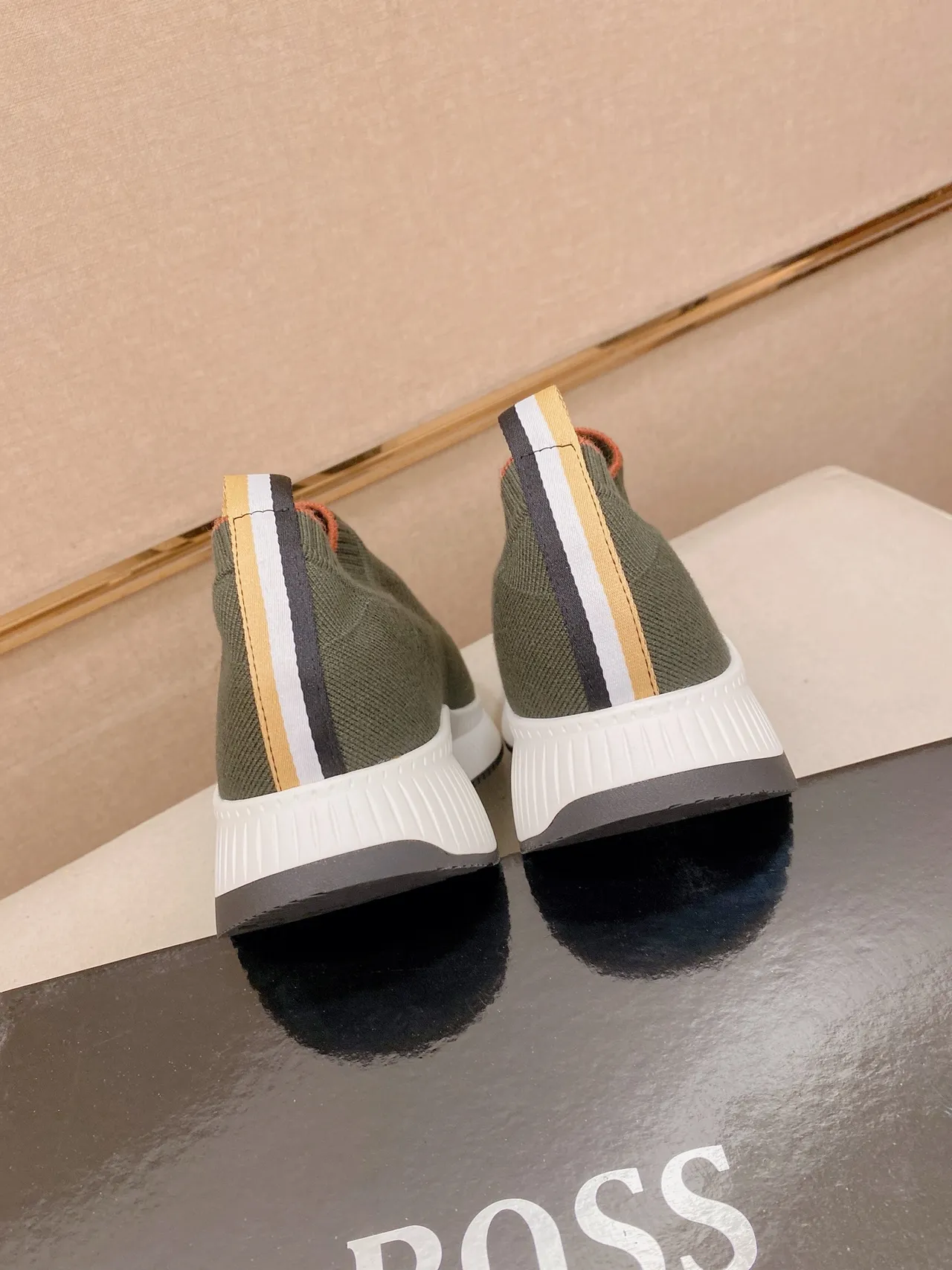 Hugo Boss Speed Trainer Vert Olive Chaussures Lifestyle Slip-On 3