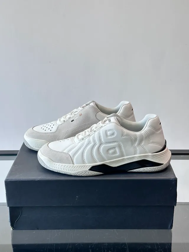 Hugo Boss Blanc Gris Quilté Couture Ondulée Partie Supérieure Perforée Embout Chaussures Lifestyle 5
