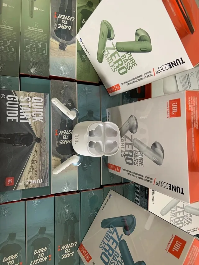 JBL TUNE 220 TWS Vert Noir Style tige Pièces d'oreille Finition mate Étuis en silicone TWS Casque sans fil 2