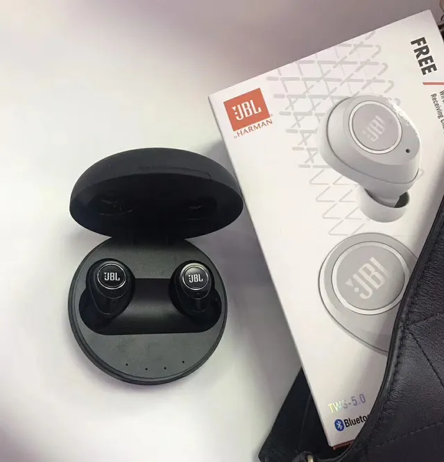 JBL TWS-5.0 Black White Compact Stemless Design Matte Finish TWS Earbuds 20