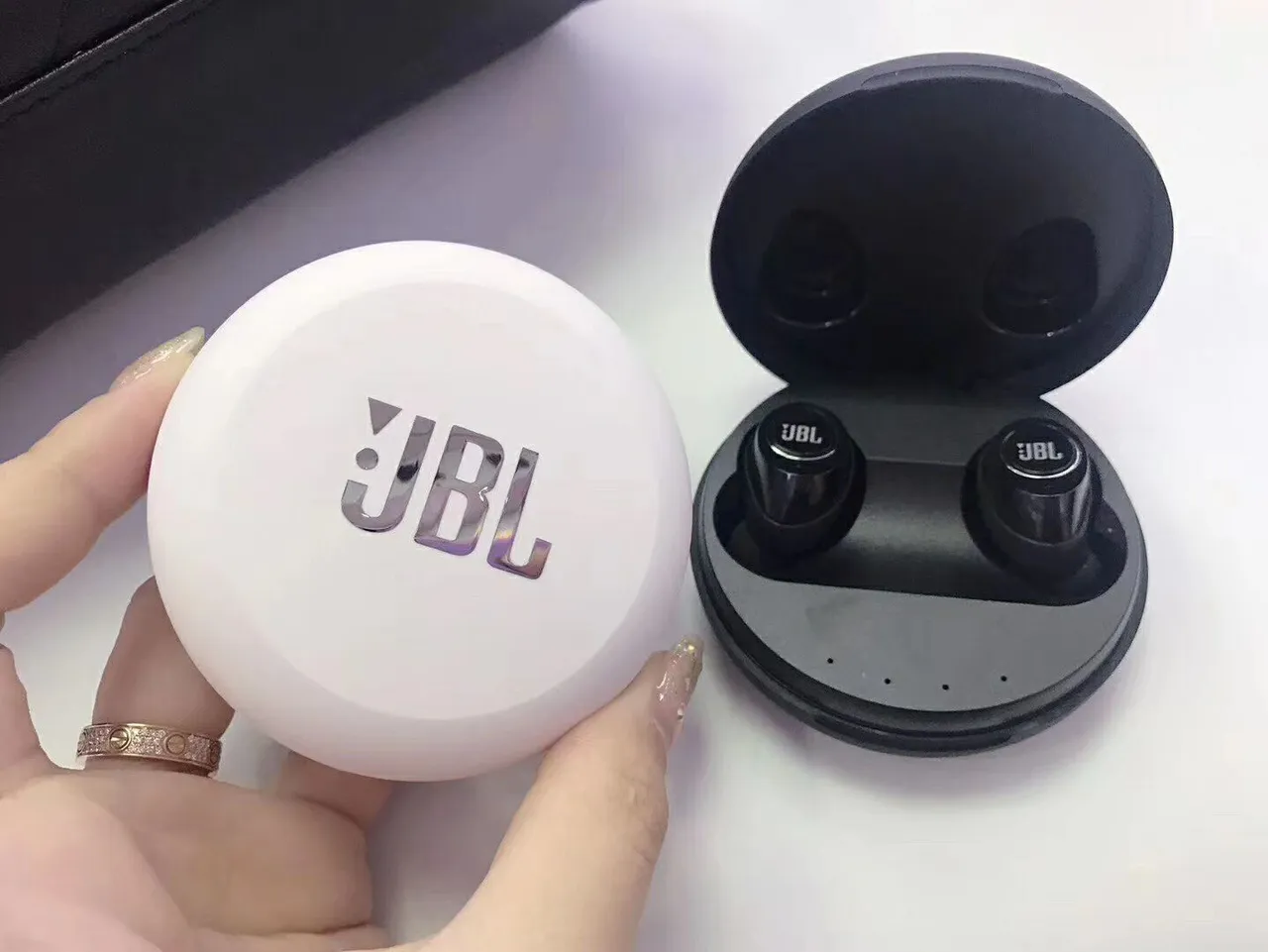 JBL TWS-5.0 Black White Compact Stemless Design Matte Finish TWS Earbuds 24