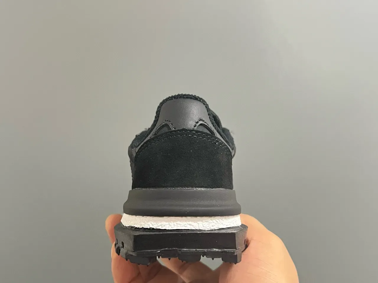Lacoste Black White Layered Upper Textured Midsole Lifestyle Sneakers 22