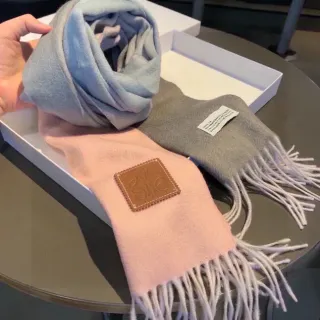 Loewe Anagram Pink Gray Bordes con flecos Parche de cuero cosido Bufanda de cachemira