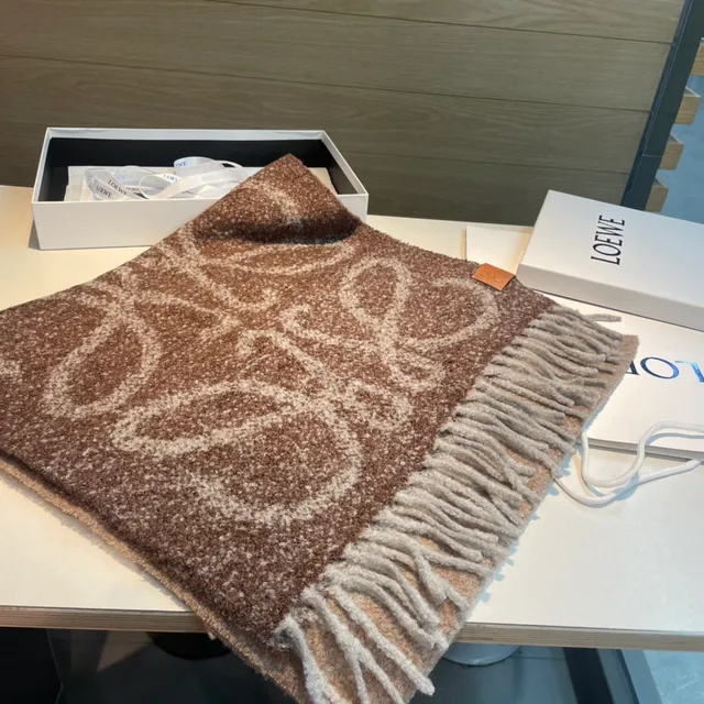 Loewe Bouclé Mottled Brown Beige Cashmere Scarf 7