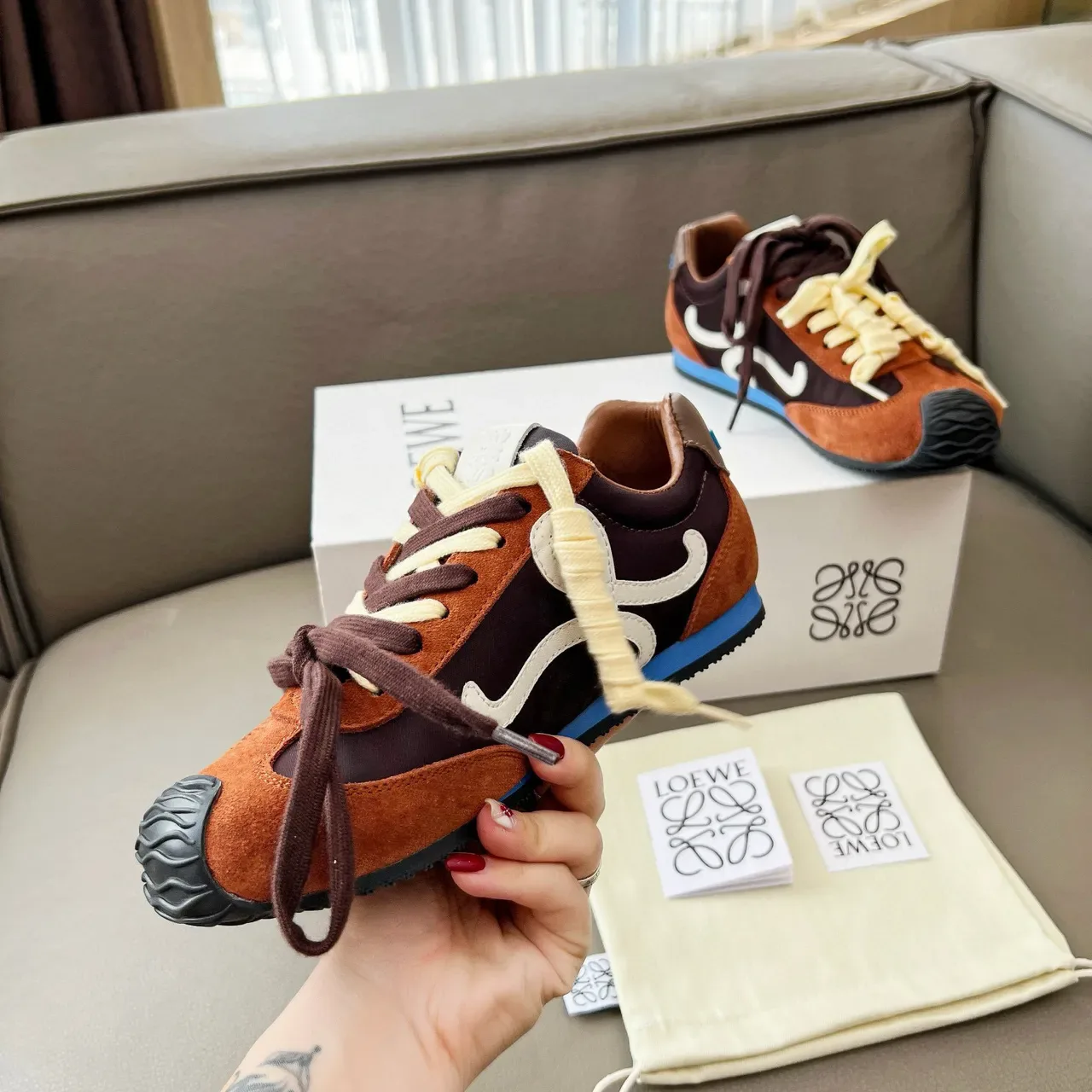 Loeve Beige Marron Retro Runner Silhouette Daim et Cuir Panneau Chaussures Lifestyle 5