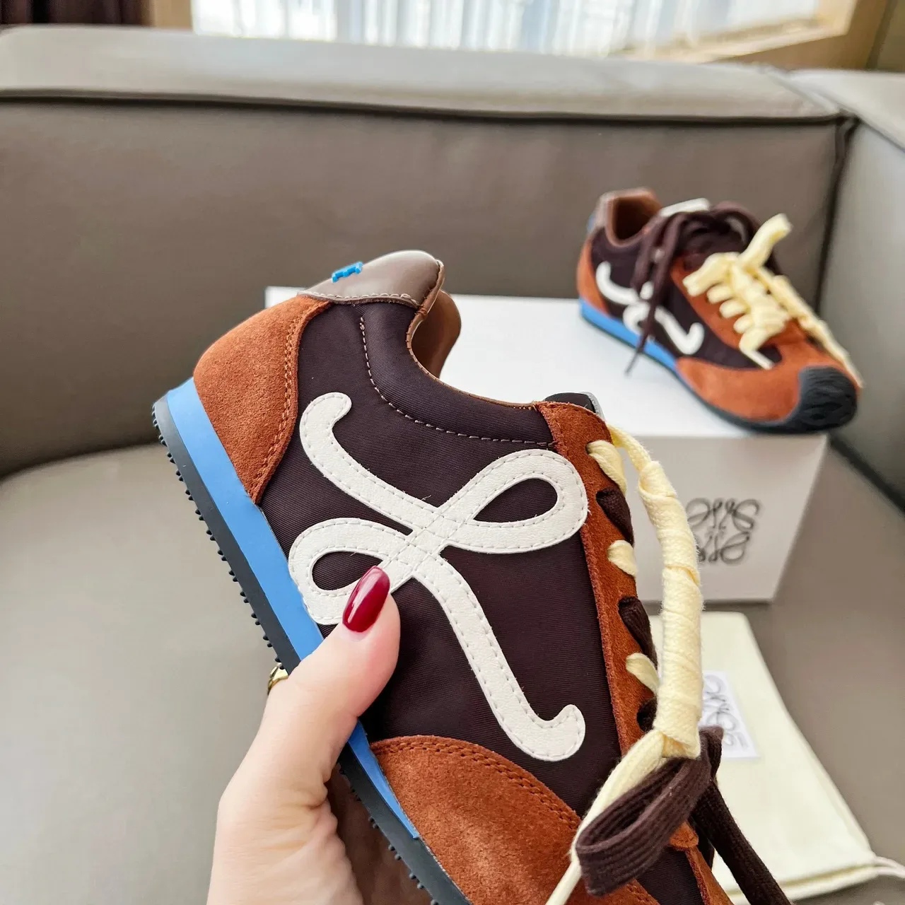 Loeve Beige Marron Retro Runner Silhouette Daim et Cuir Panneau Chaussures Lifestyle 8