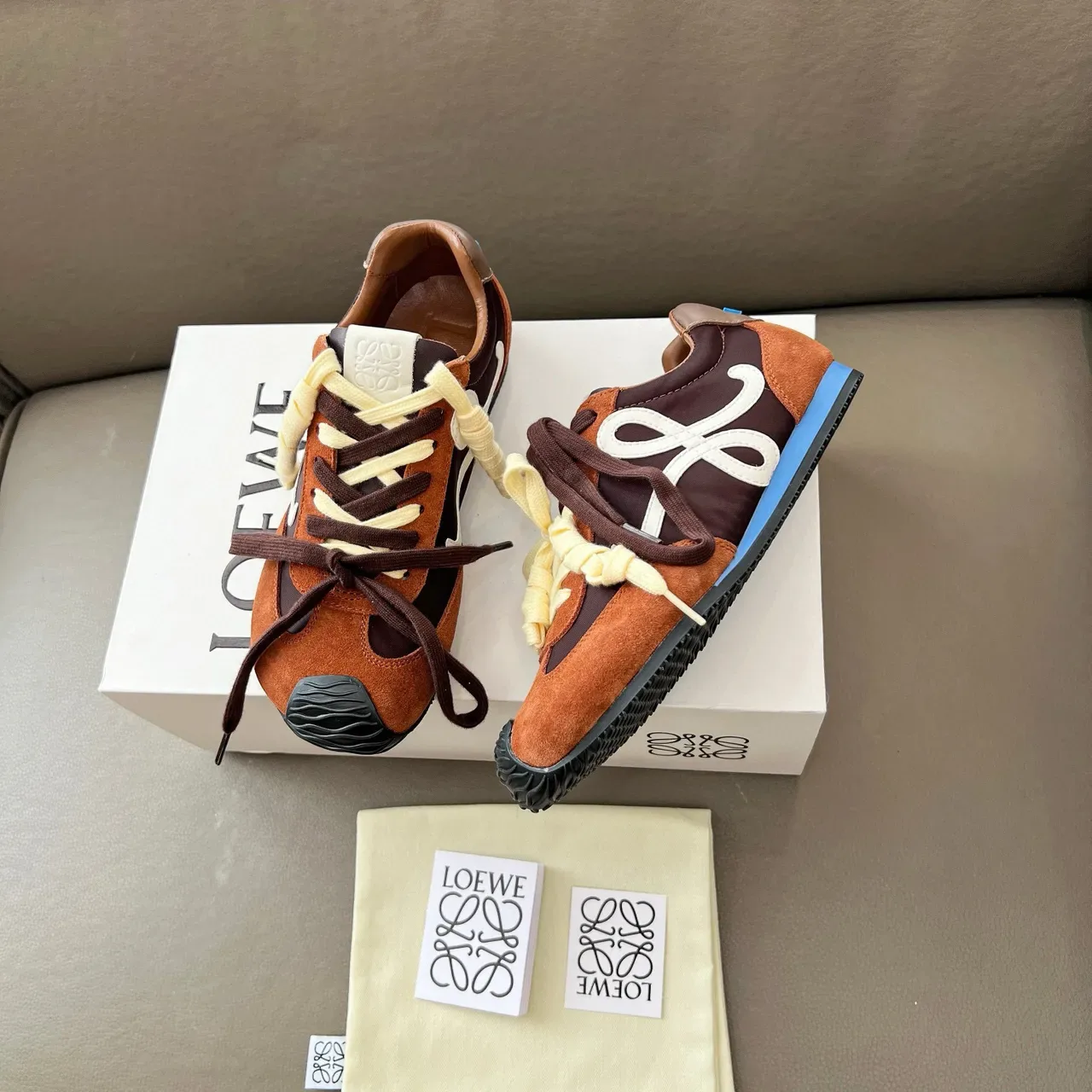 Loeve Beige Marron Retro Runner Silhouette Daim et Cuir Panneau Chaussures Lifestyle 9