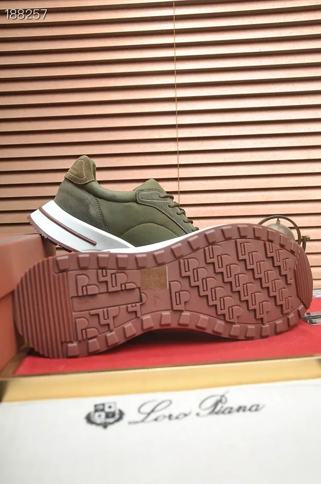Loro Piana Chaussures lifestyle en daim vert olive et textile 2