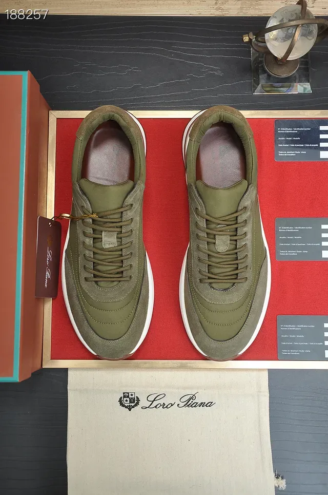 Loro Piana Chaussures lifestyle en daim vert olive et textile 7
