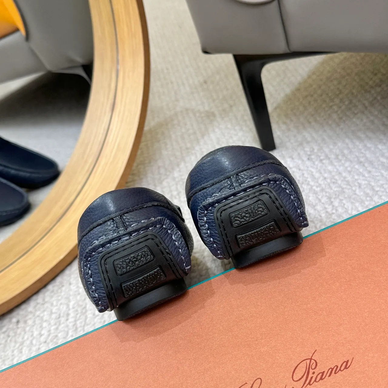 Loro Piana Penny Loafer Bleu Marine Cuir Pebbled Mocassins 9