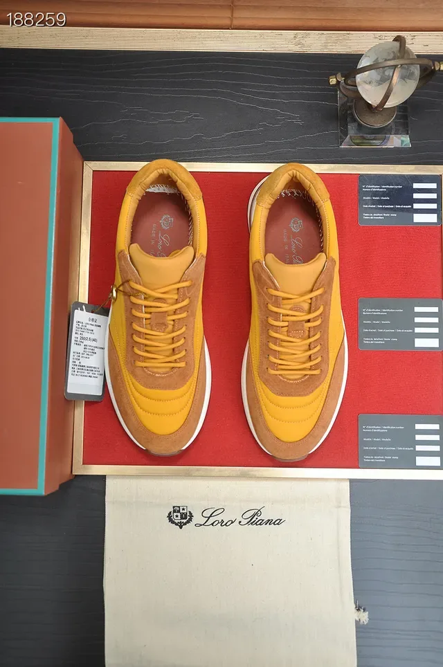Loro Piana Tênis Lifestyle de Camurça Amarelo e Marrom 3