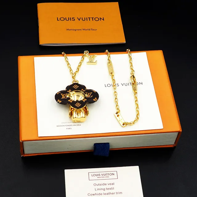 Louis Vuitton Bear Motif Clover Pendant Gold Chain Necklace 8