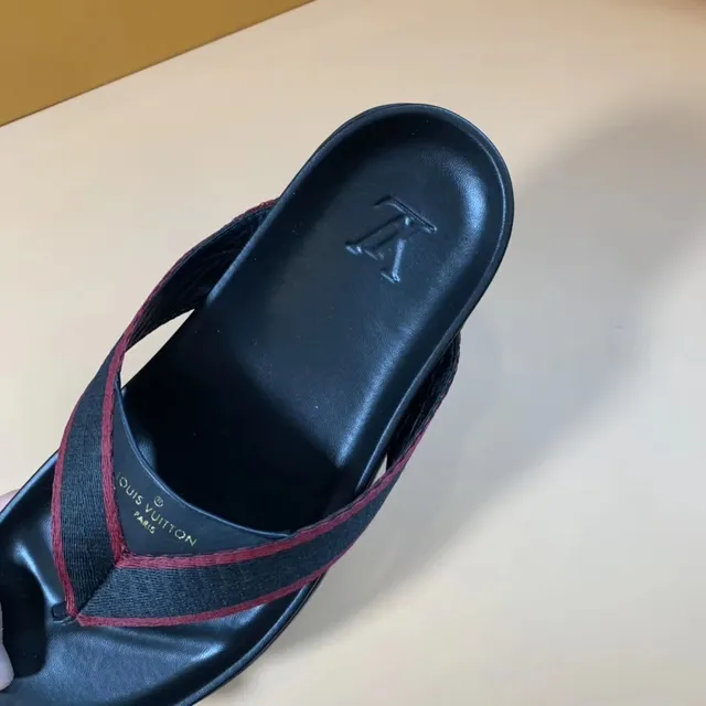Louis Vuitton Black and Burgundy Trimmed V-Strap Slippers 4