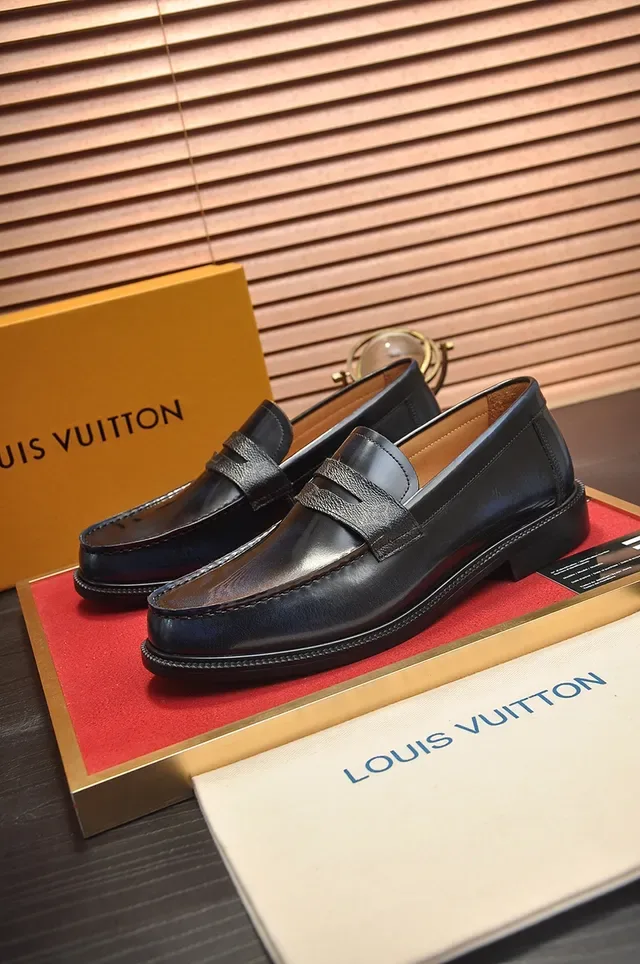 Louis Vuitton Black Glossy Leather Strap Loafers 4