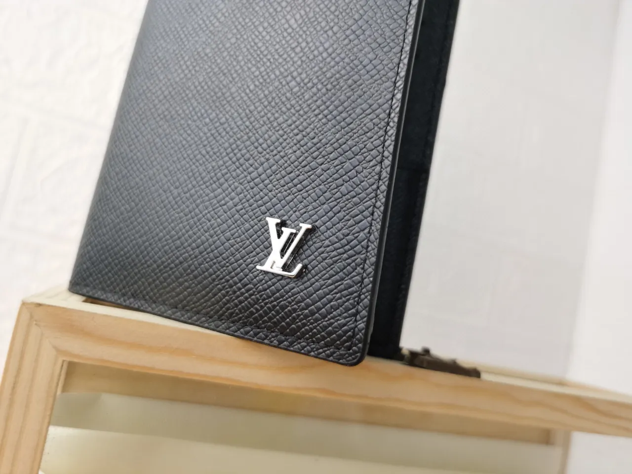 Louis Vuitton Black Gold Textured Leather LV Monogram Long Wallet 7