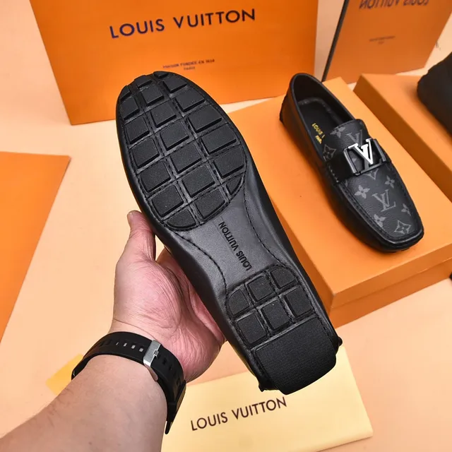 Louis Vuitton Mocassin Noir Gris Monogramme Toile avec Garniture Cuir 5