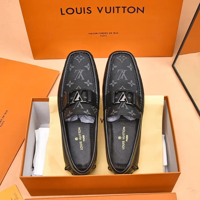 Louis Vuitton Mocassin Noir Gris Monogramme Toile avec Garniture Cuir 8