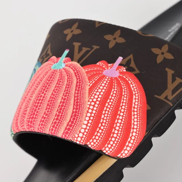 Louis Vuitton Black Multicolor Monogram Canvas Strap Sculpted Platform Sole Slippers 6