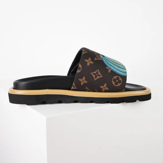 Louis Vuitton Black Multicolor Monogram Canvas Strap Sculpted Platform Sole Slippers 7