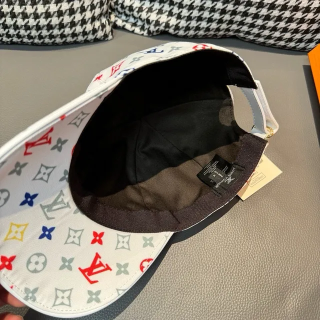 Casquette de baseball Louis Vuitton à six panneaux de construction imprimée de monogramme multicolor noir 8
