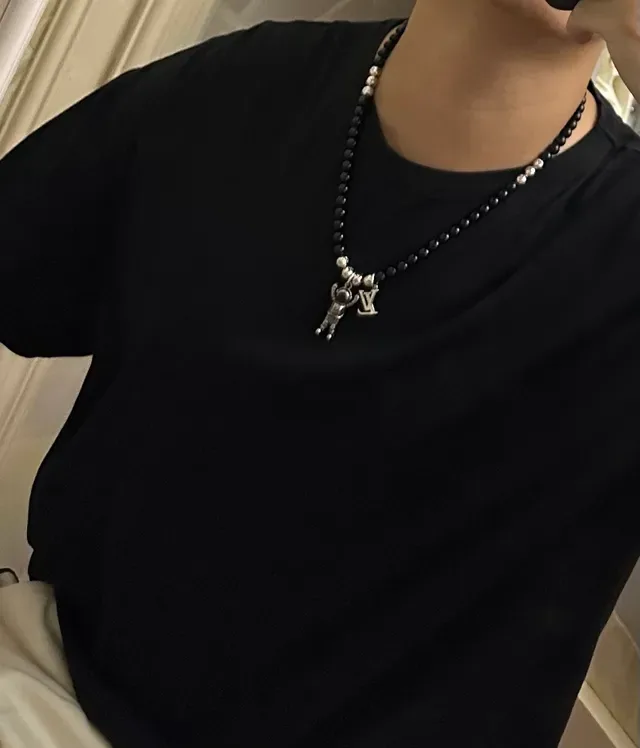 Louis Vuitton Black Silver Beaded Necklace 7