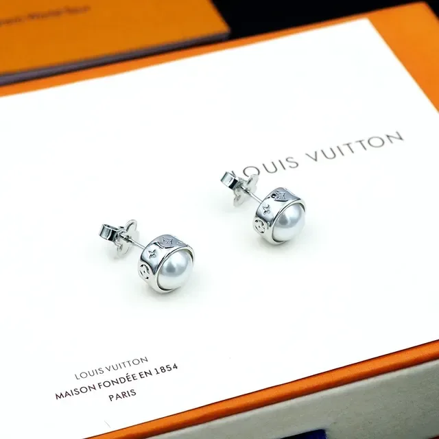 Louis Vuitton Black Silver Pearl-Set Metal Earrings 8