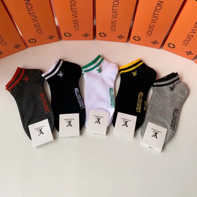 Louis Vuitton Black White Ankle-Length Ribbed Cuff Socks 2