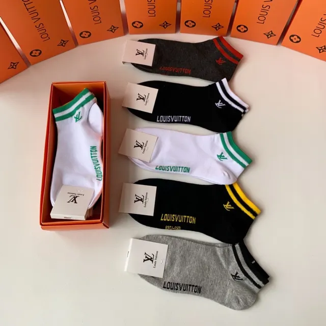 Louis Vuitton Black White Ankle-Length Ribbed Cuff Socks 6