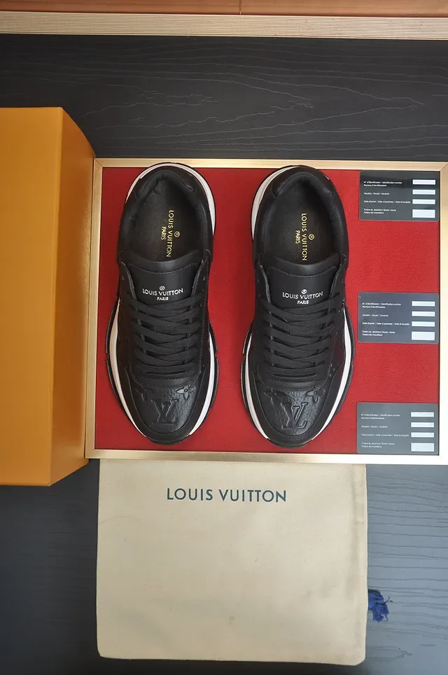 Louis Vuitton Black White Monogram-Embossed Leather Upper Sculpted Midsole Lifestyle Sneakers 5