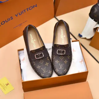 Louis Vuitton भूरा-बीज Monogram कैनवास बनी हुई ट्रिम लोअफर