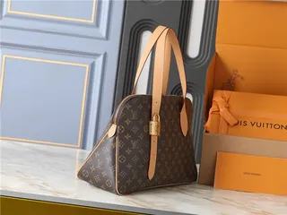 Louis Vuitton Sac Boston Marron Beige Monogramme Toile Bordure Cuir Marron 9