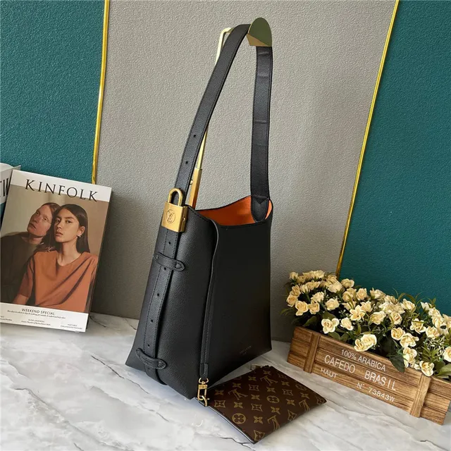 Louis Vuitton Brown Gold Structured Silhouette Smooth Grained Leather Bucket Bag 9