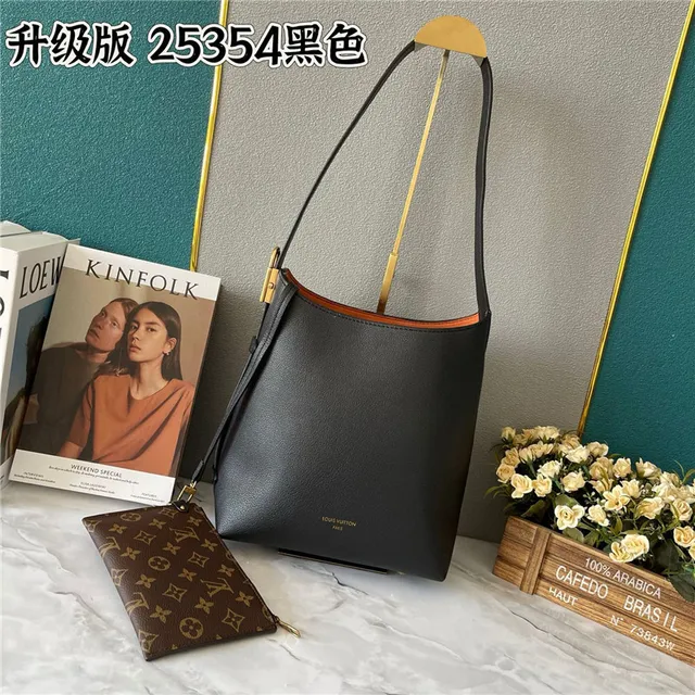 Louis Vuitton Brown Gold Structured Silhouette Smooth Grained Leather Bucket Bag 10